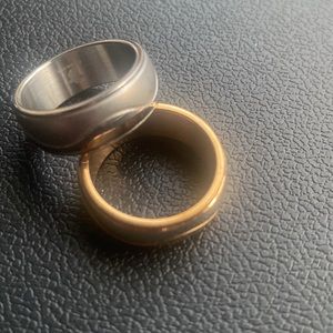 Stainless steel rings size 9